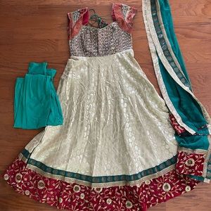 Beautiful anarkali for any Indian occasion (weddings, Diwali, sangeet, etc)